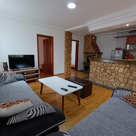 Ivan Apartment Escópia Exterior foto
